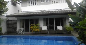 FOR RENT Single House with swimmimg pool and green garden