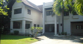 For rent Single house 2 storey 200 sqw at Bangna