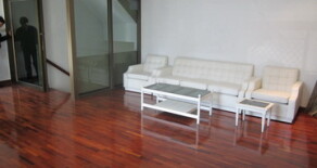 For Rent Town home at Soi Nana near BTS