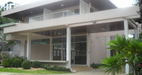 FOR RENT Single house with private pool at Sukhumvit 300 sqw.