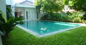 ให้เช่า บ้านเดี่ยวพร้อมสระว่ายน้ำ สวยและร่มรื่น ซอยศูนย์วิจัย ติดโรงพยาบาลกรุงเทพ เหมาะพักอาศัยและออฟฟิศ
