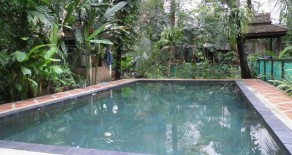 ให้เช่า บ้านเดี่ยวหนึ่งชั้น ซอยสุขุมวิท23 สไตล์Antique พร้อมสระว่ายน้ำ