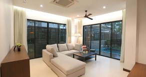 ให้เช่า บ้านเดี่ยวสร้างใหม่ ซอยสุขุมวิท พร้อมสระว่ายน้ำ ขนาด 4 ห้องนอน Mordern Style